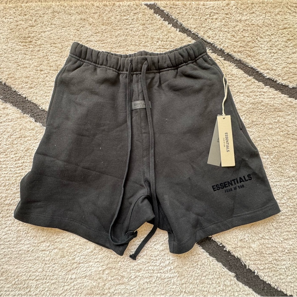 Stretch limo essentials fear of god sweatshorts